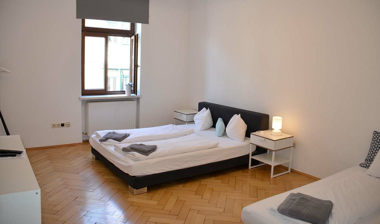 Innsbruck_Riverside_Suite_Schlafzimmer_03